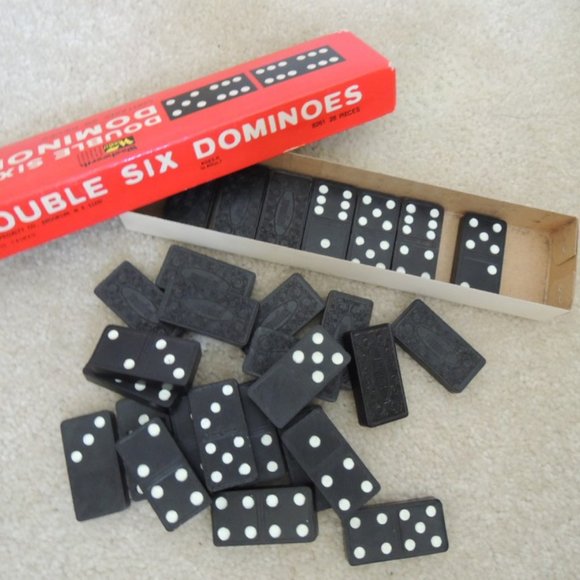 Woolworth Games Double Six Dominoes Game Woolworths Jaymar Vtg 95s
